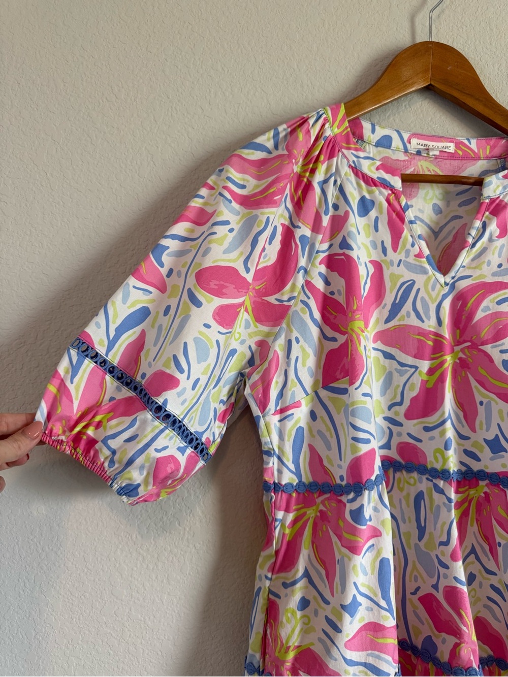 Mary Square Palmer Dress Hibiscus Harmony Tiered Puff Sleeve Dress Size M - Picture 2 of 9